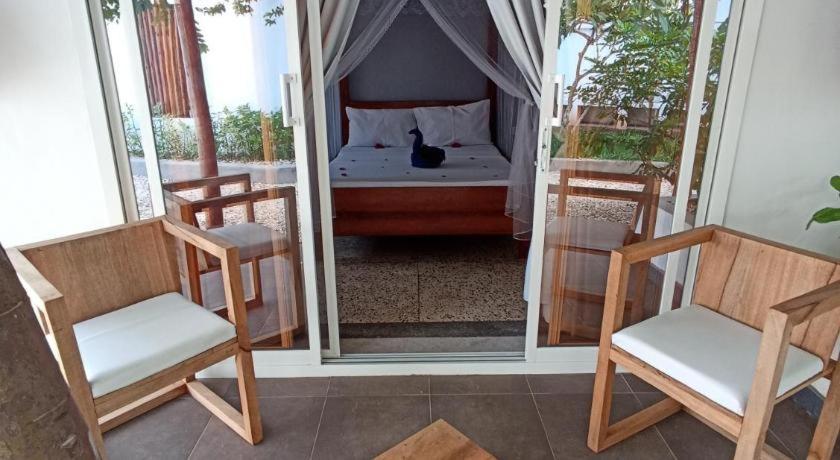 Seashore Beach Hotel 吉汶瓦 外观 照片