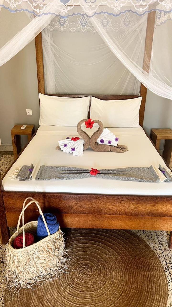 Seashore Beach Hotel 吉汶瓦 外观 照片