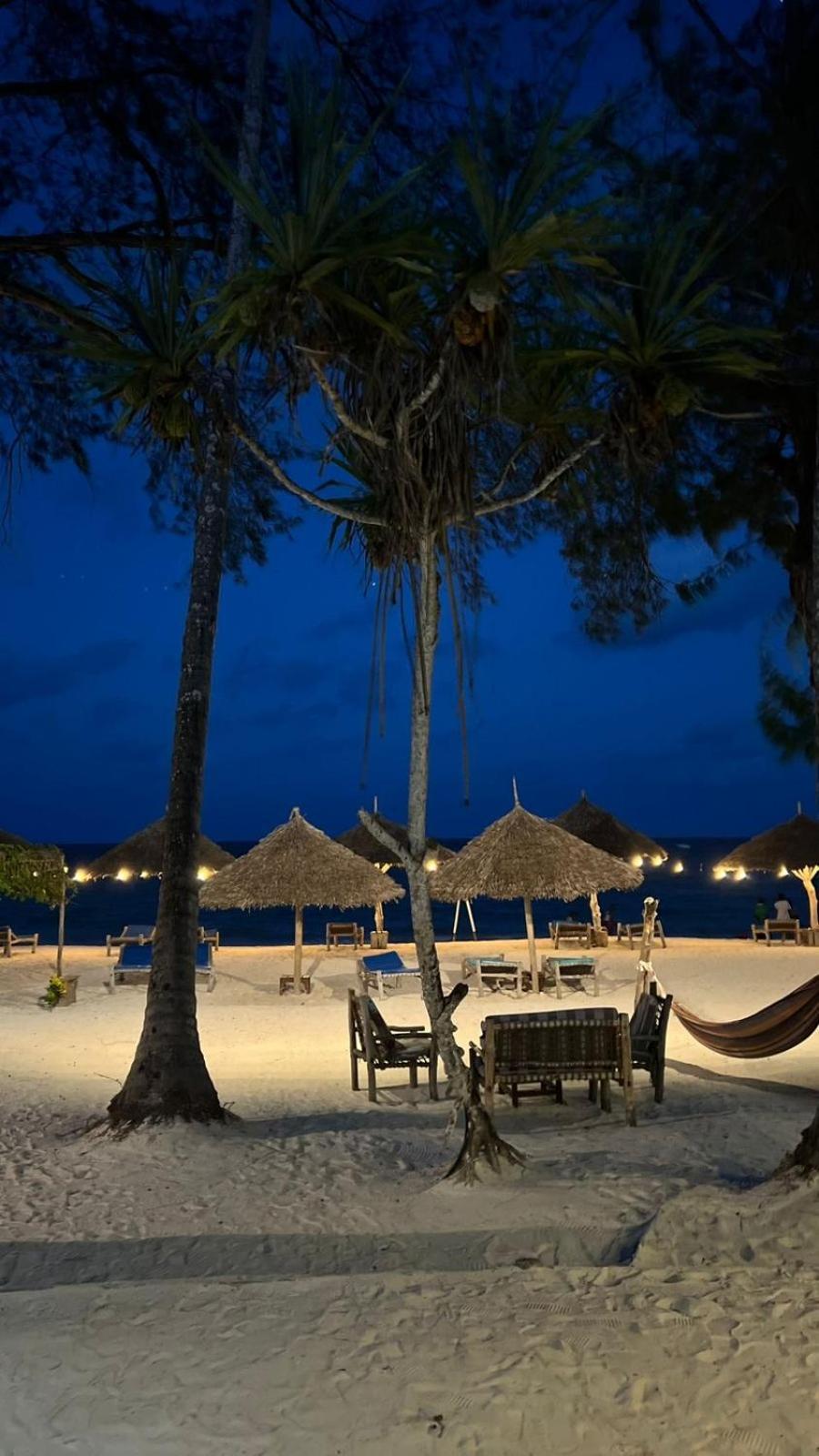 Seashore Beach Hotel 吉汶瓦 外观 照片